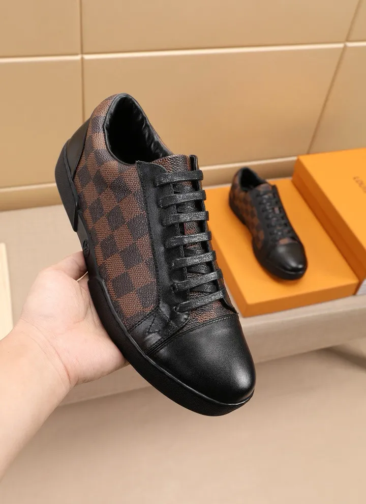 Men's shoes: 360💰[LV] official website popular series🔥🔥:2 production, selected high-end imported cowhide, sheepskin padding with sheepskin, matched with Louis Vuitton Monogram Eclipse canvas and pure black rubber soles, the ultimate simple design, the perfect interpretation of the latest inspiration for shoes, the integration of classics and fashion, high-end quality, worthy of your possession. The bottom car line will never be unglued🏆🏆🏆Welcome all sellers to sell in the picture above. We can send one piece on behalf of you. The code number is 38-44 (45 codes can be customized)